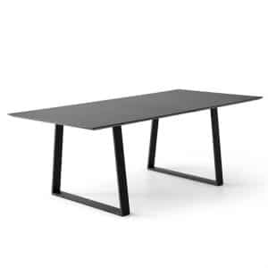 Meza by Hammel spisebord - Square - 210 x 100 cm. - Sort Antifinger laminat - Trapez stel